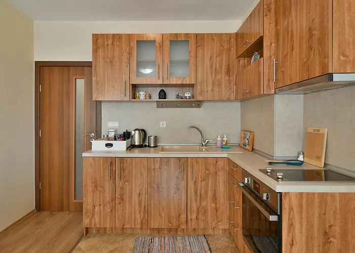 Apartment Area Retreat Ac & Wifi Varna