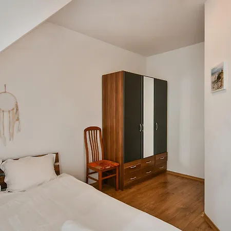 Апартамент Area Retreat Ac & Wifi Варна