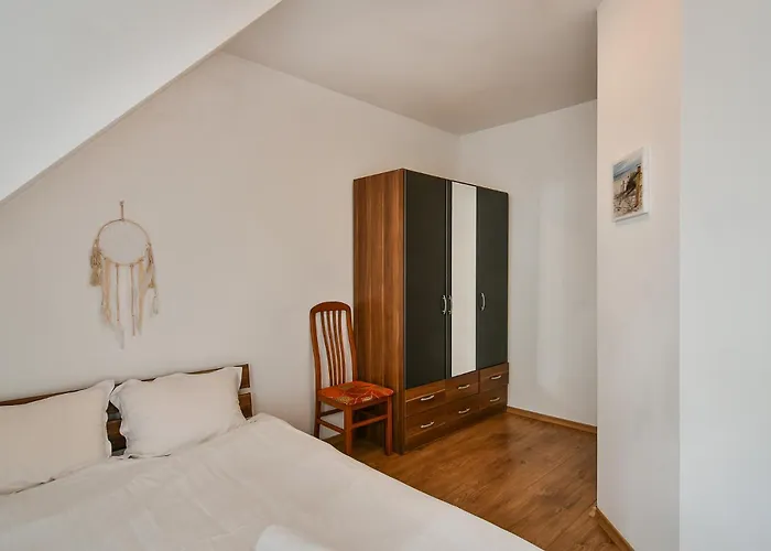 Apartment Area Retreat Ac & Wifi Varna